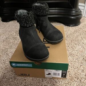 JBU Women's Black Winter Boots Like New!!